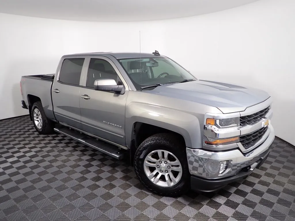 Chevrolet Silverado photo 7