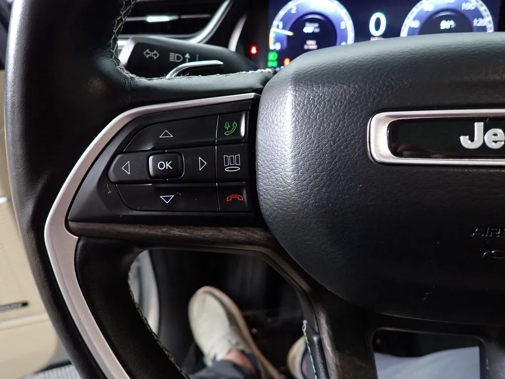 Jeep Grand Cherokee L photo 26