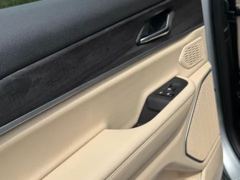 More photos of 2021 Jeep Grand Cherokee L Limited at Don Wood Chrysler Dodge Jeep Ram, OH