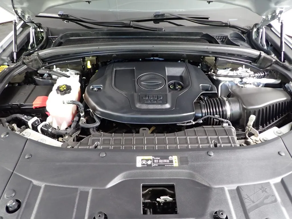 Jeep Grand Cherokee L photo 43