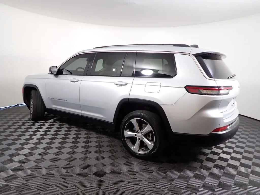 Jeep Grand Cherokee L photo 10
