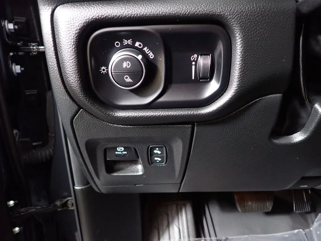 Ram 1500 photo 24