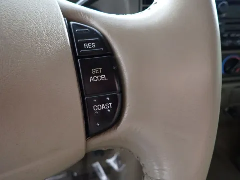 More photos of 2003 Ford F-250SD XL at Don Wood Chrysler Dodge Jeep Ram, OH