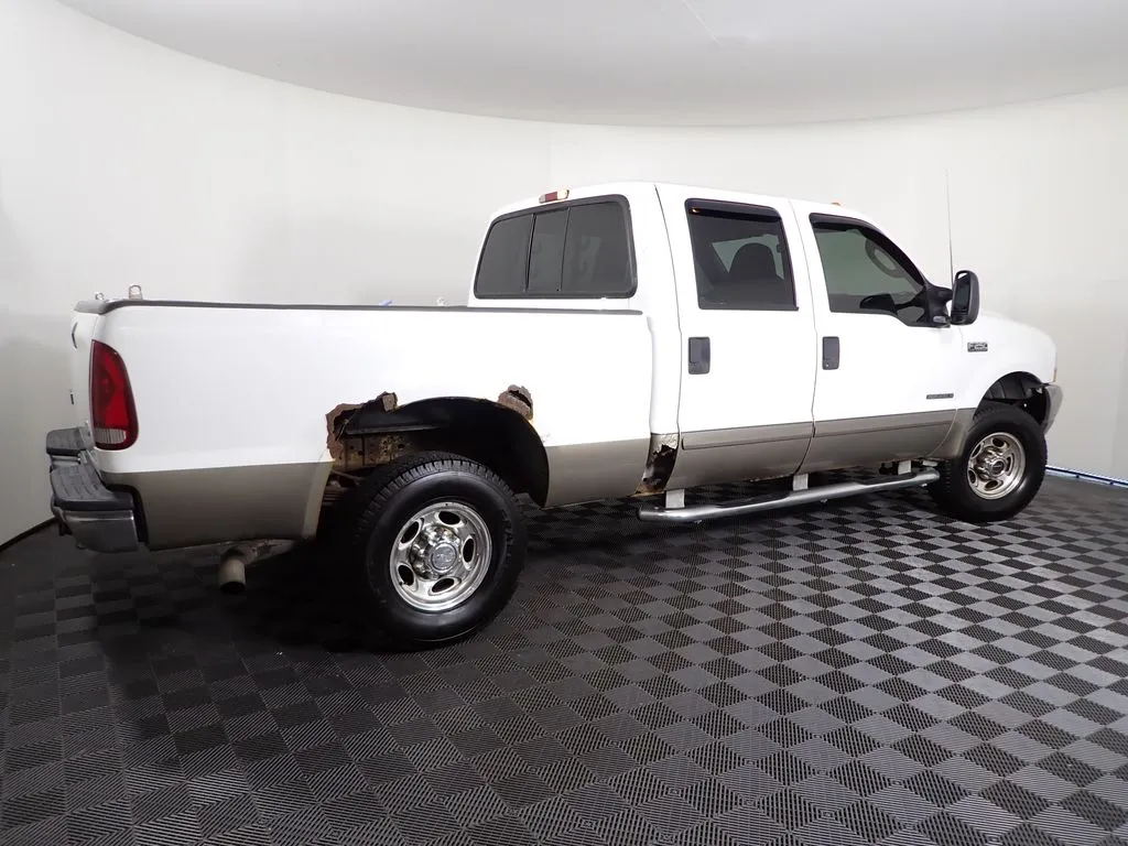 Ford F-250SD photo 14
