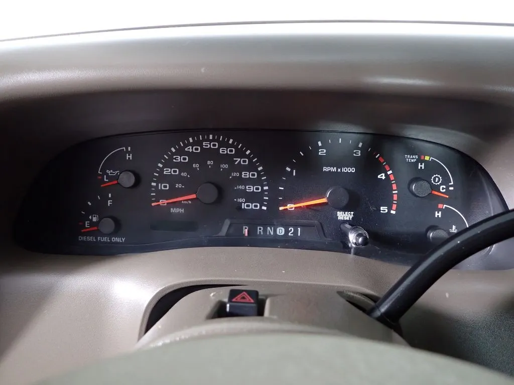 Ford F-250SD photo 20