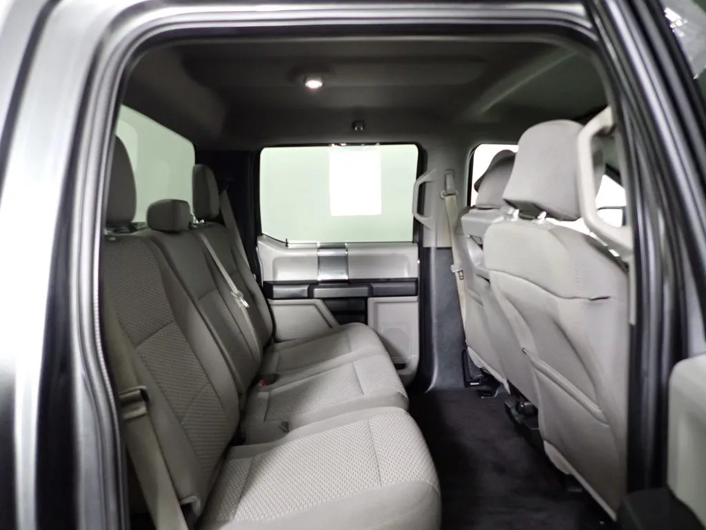 Ford F-150 photo 30