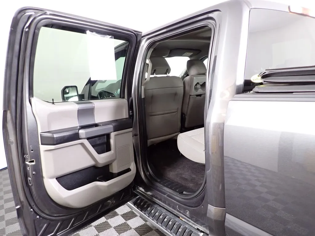 Ford F-150 photo 27