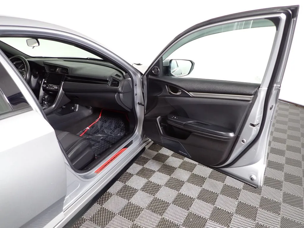 Honda Civic photo 31
