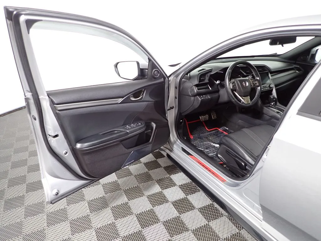 Honda Civic photo 15