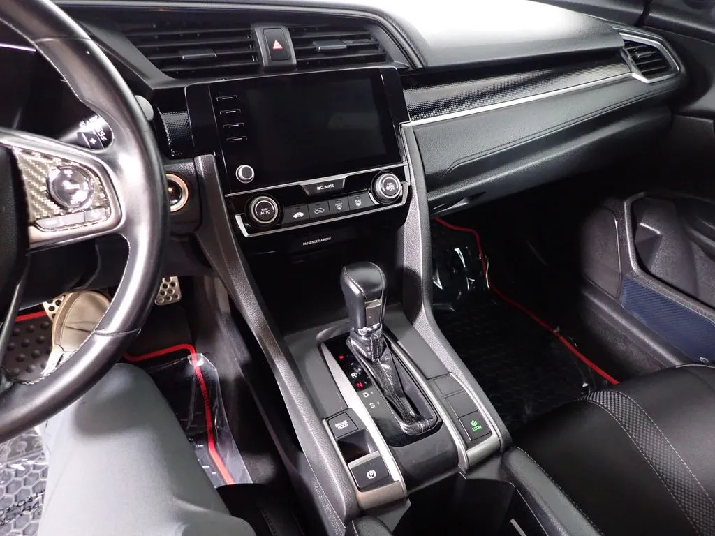 Honda Civic photo 24