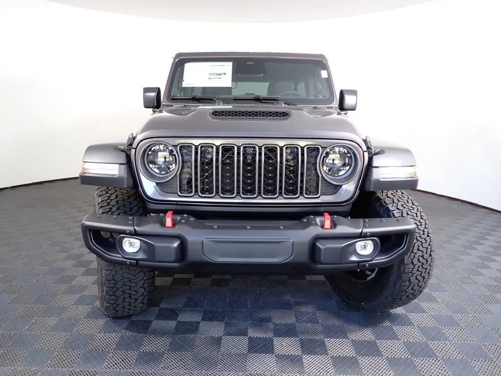 Jeep Wrangler photo 11