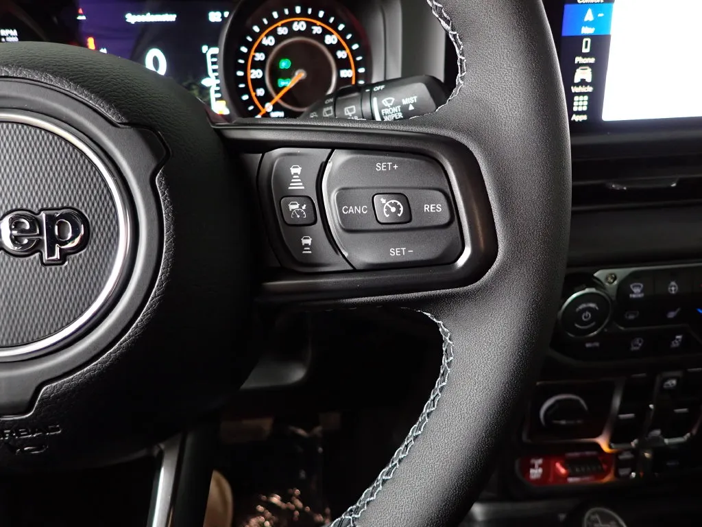Jeep Wrangler photo 29