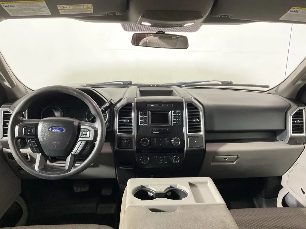 Ford F-150 photo 18