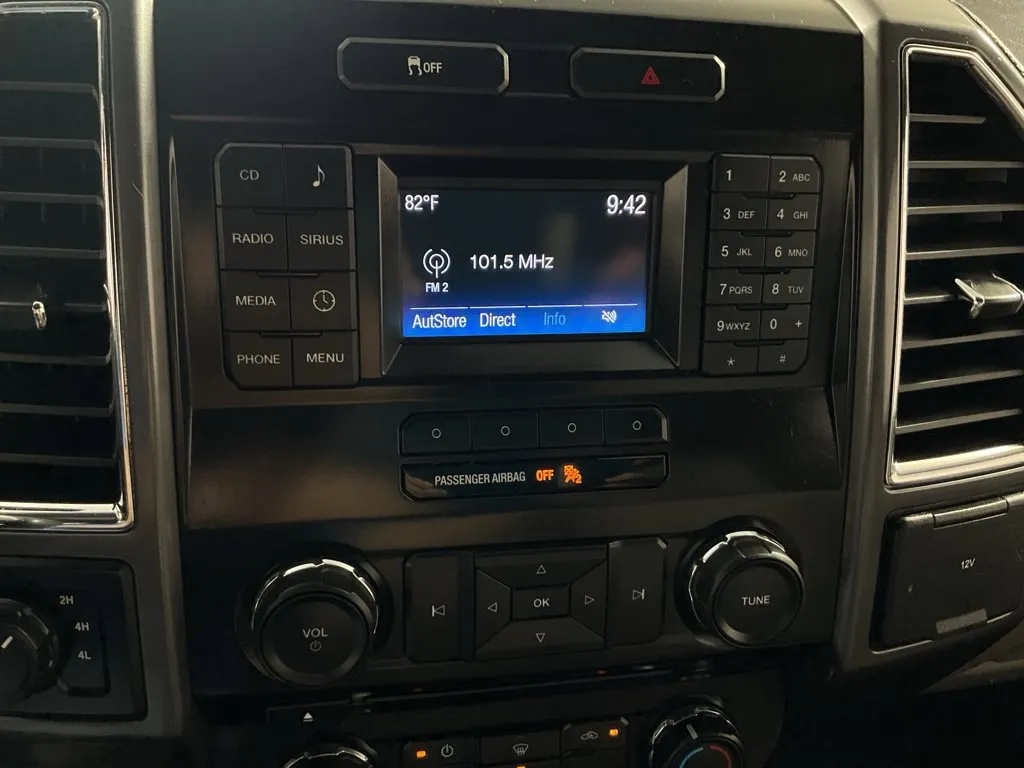 Ford F-150 photo 19