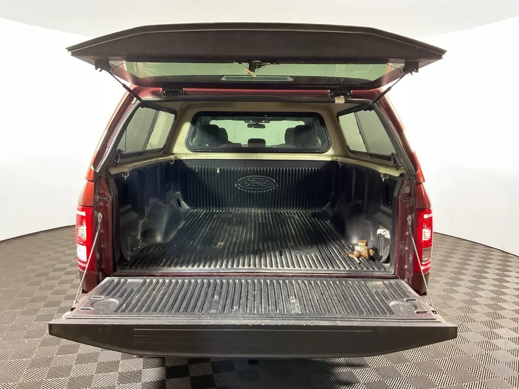 Ford F-150 photo 11