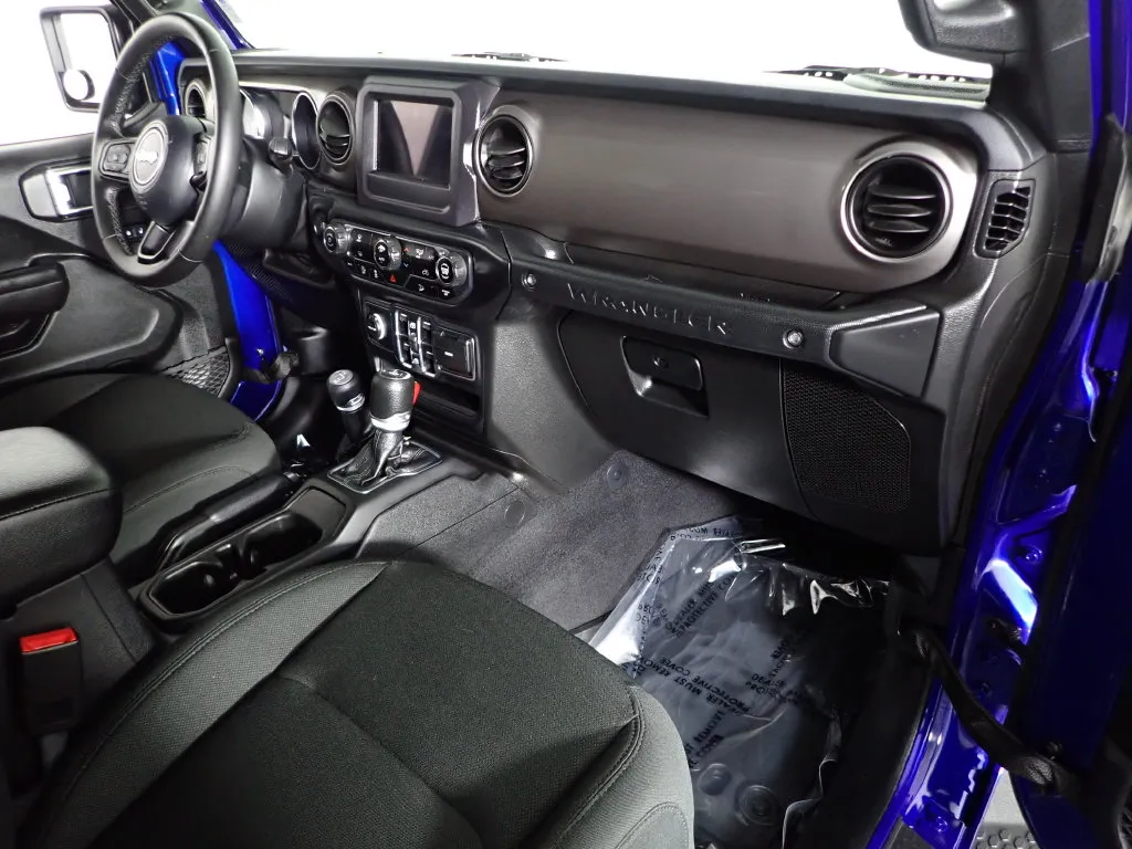 Jeep Wrangler photo 35