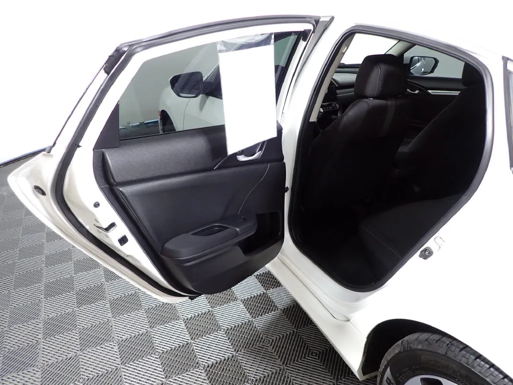 Honda Civic photo 26