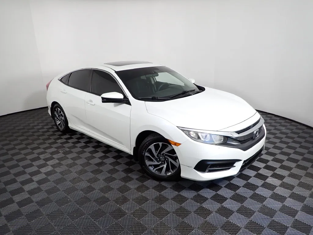 Honda Civic photo 6