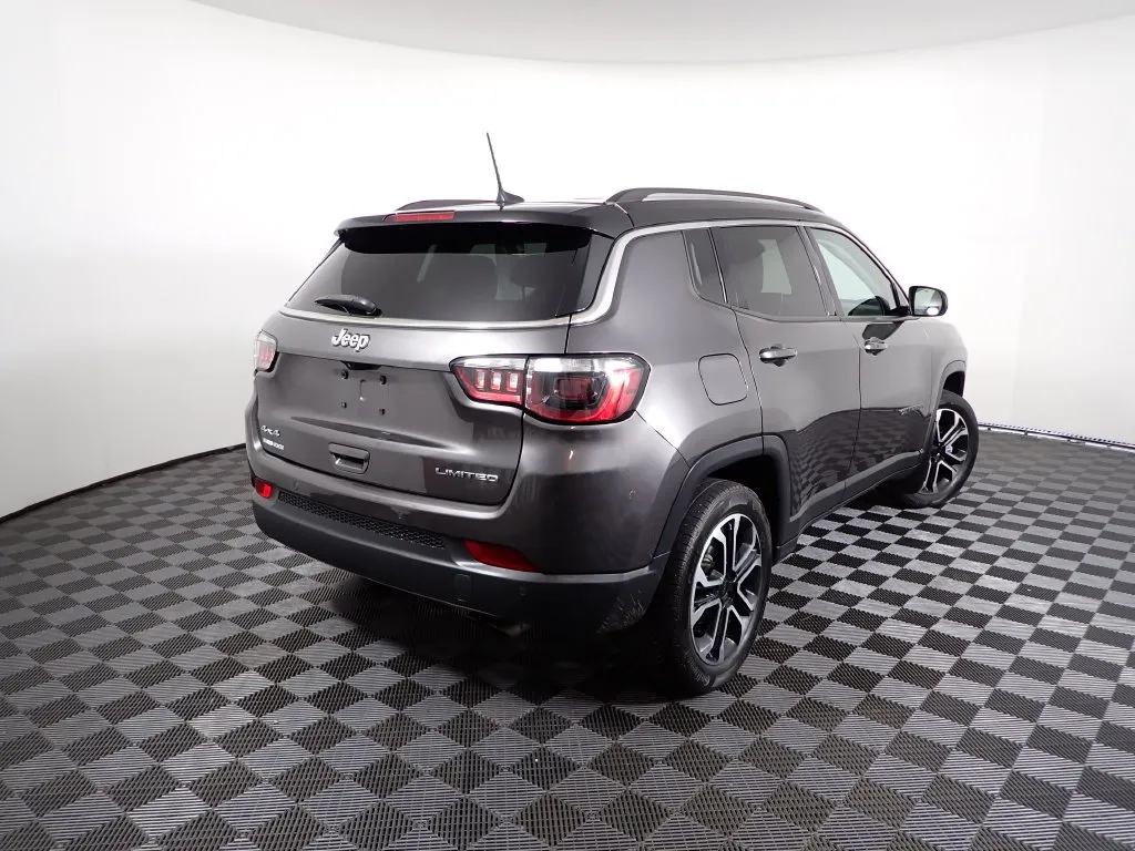 Jeep Compass photo 15