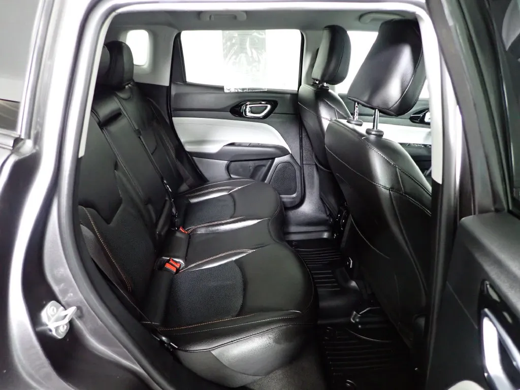 Jeep Compass photo 33