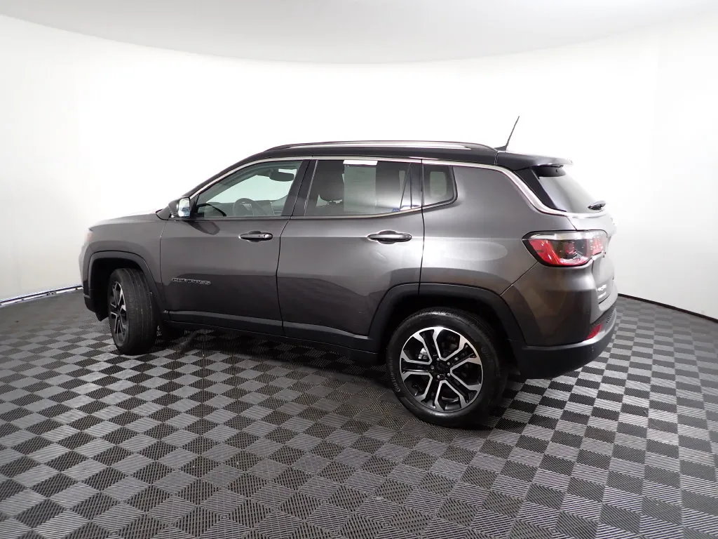 Jeep Compass photo 10