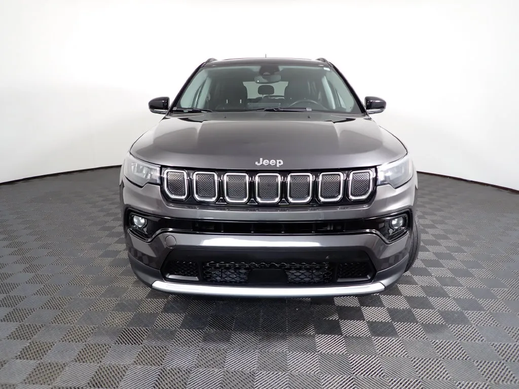 Jeep Compass photo 8