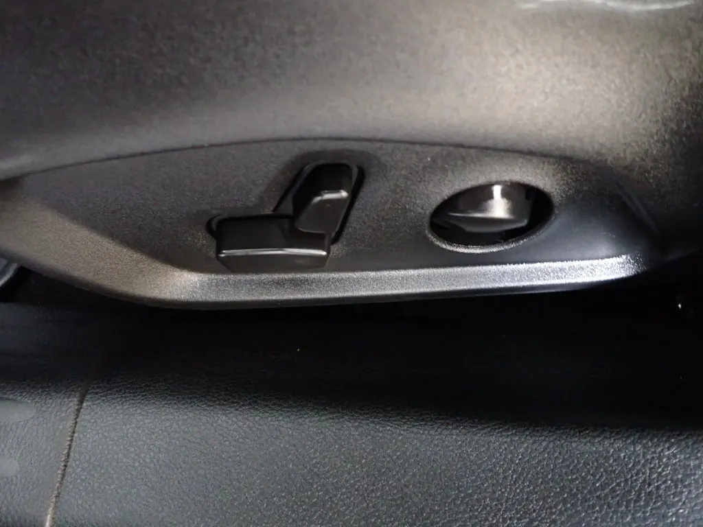 Jeep Compass photo 21
