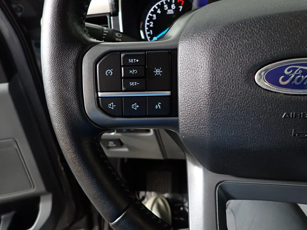 Ford F-150 photo 22