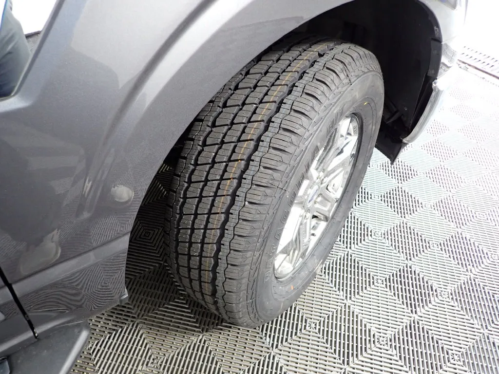 Ford F-150 photo 36