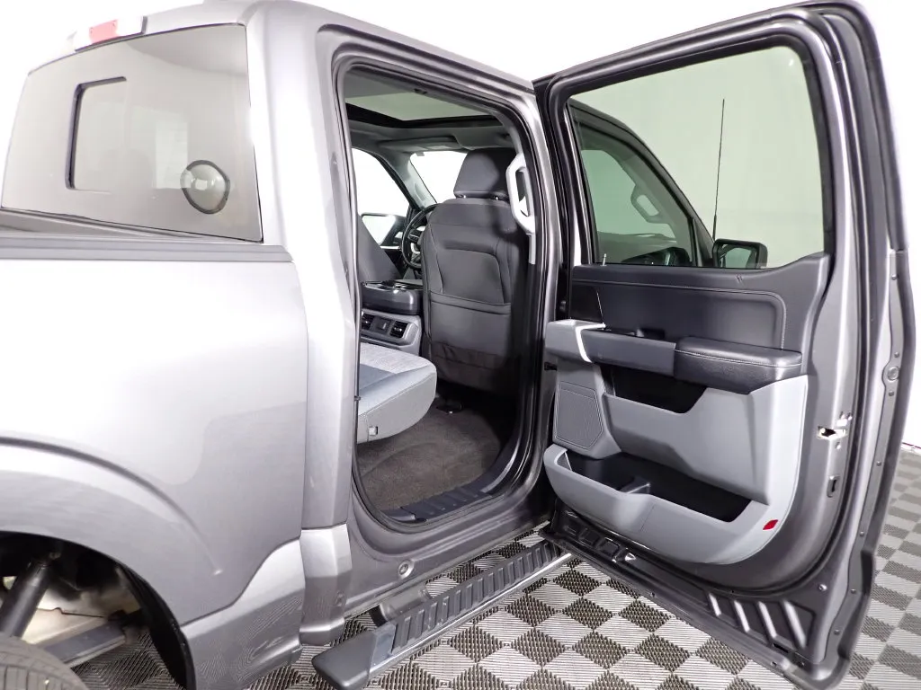 Ford F-150 photo 30