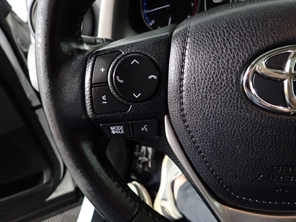 Toyota RAV4 photo 28