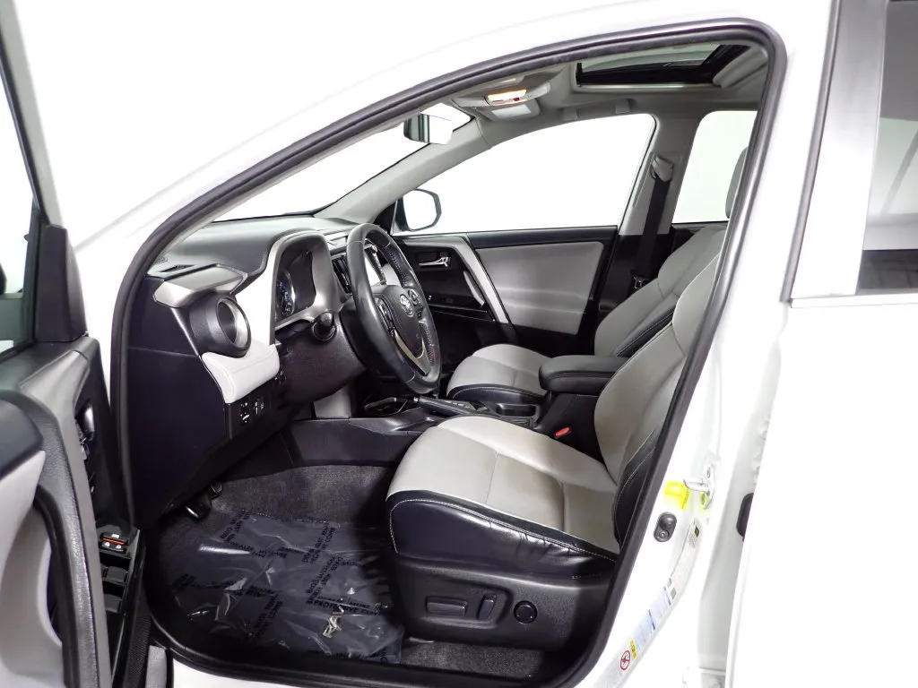Toyota RAV4 photo 22