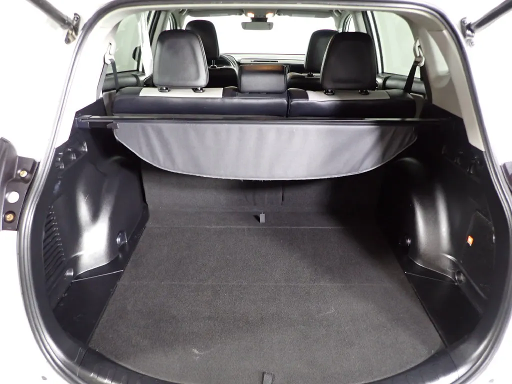 Toyota RAV4 photo 16