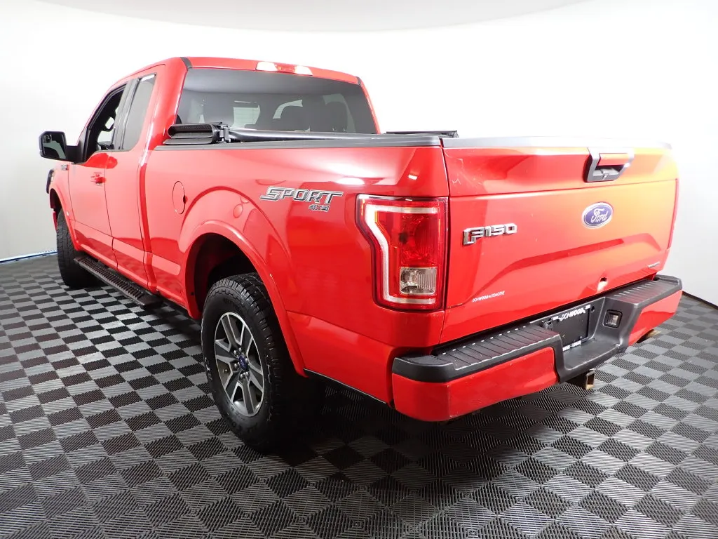 Ford F-150 photo 12