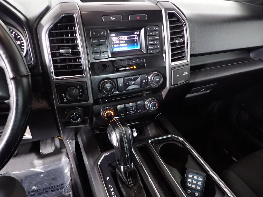 Ford F-150 photo 27