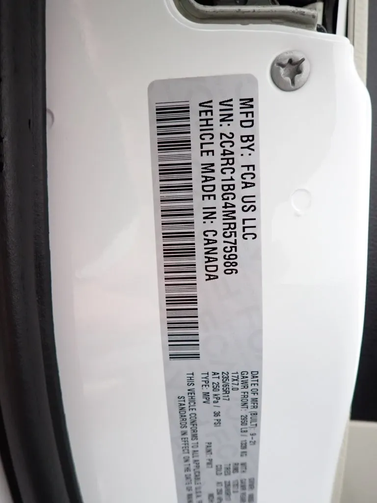 Chrysler Pacifica photo 44