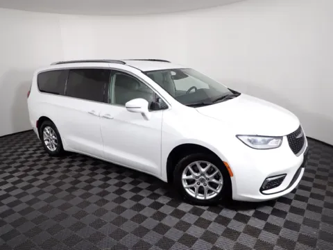 More photos of 2021 Chrysler Pacifica Touring L at Don Wood Chrysler Dodge Jeep Ram, OH