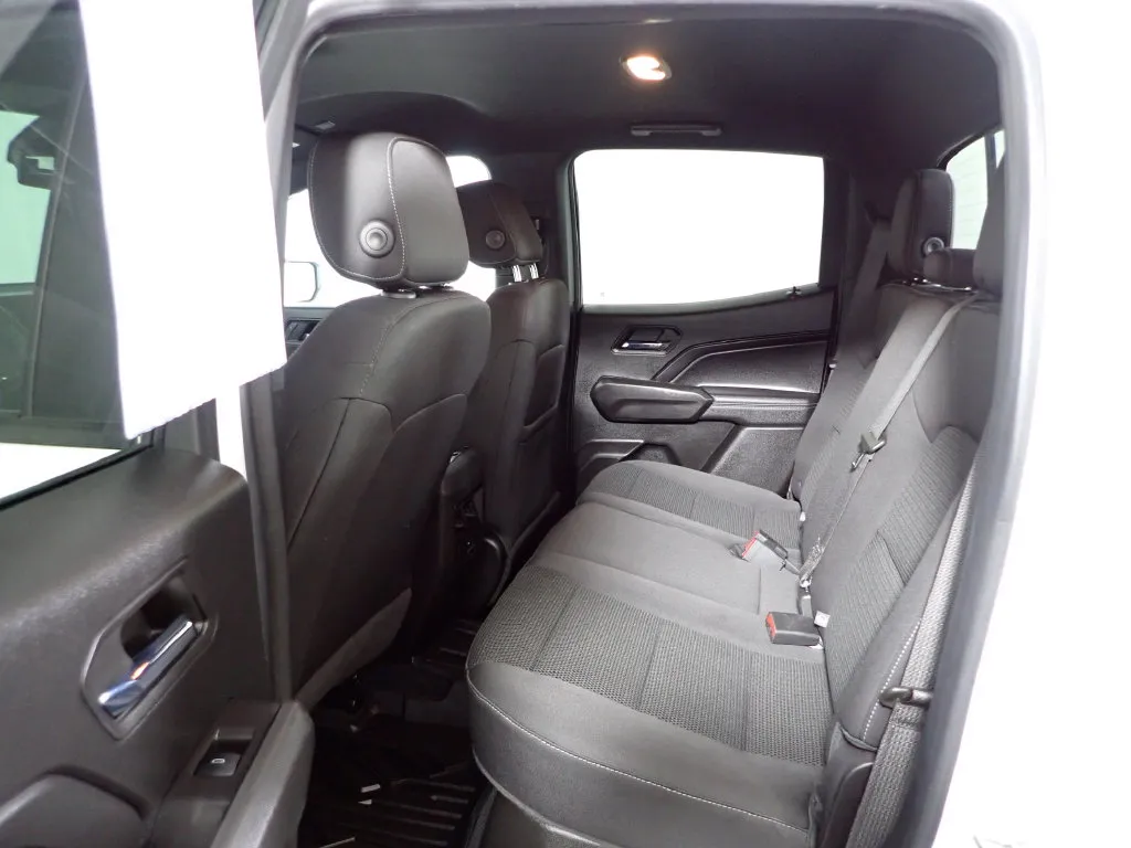 Chevrolet Colorado photo 35