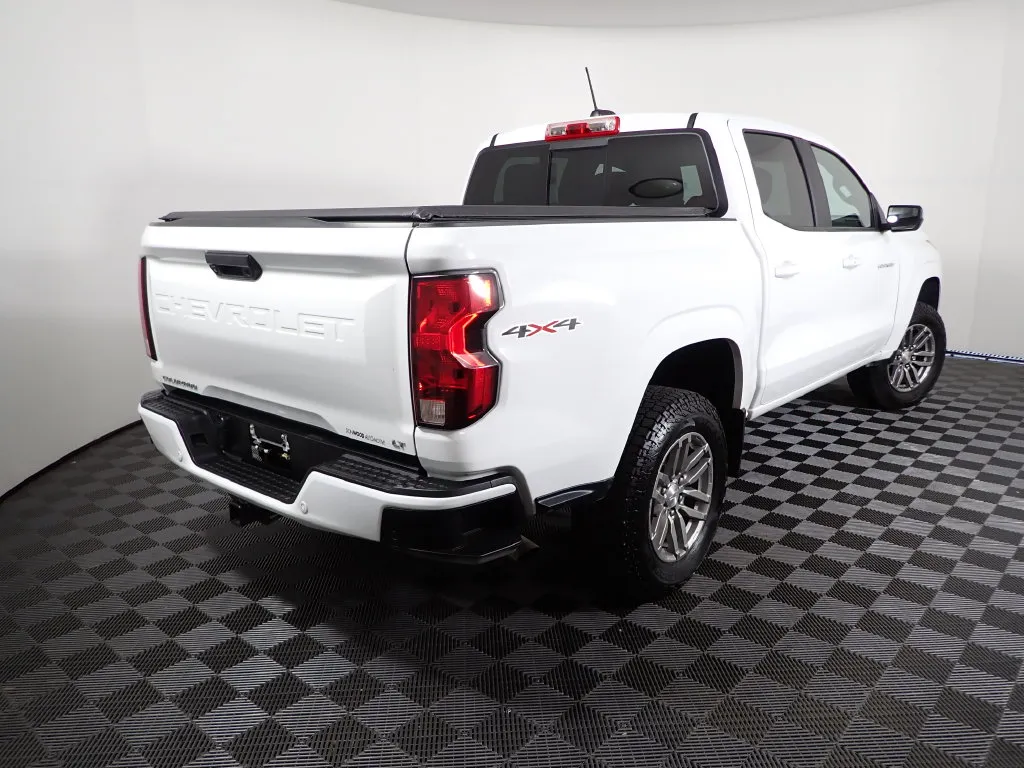 Chevrolet Colorado photo 19