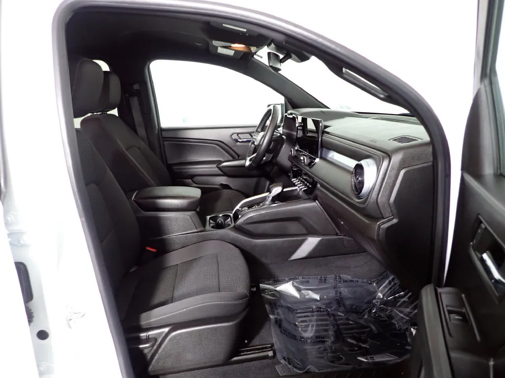Chevrolet Colorado photo 39
