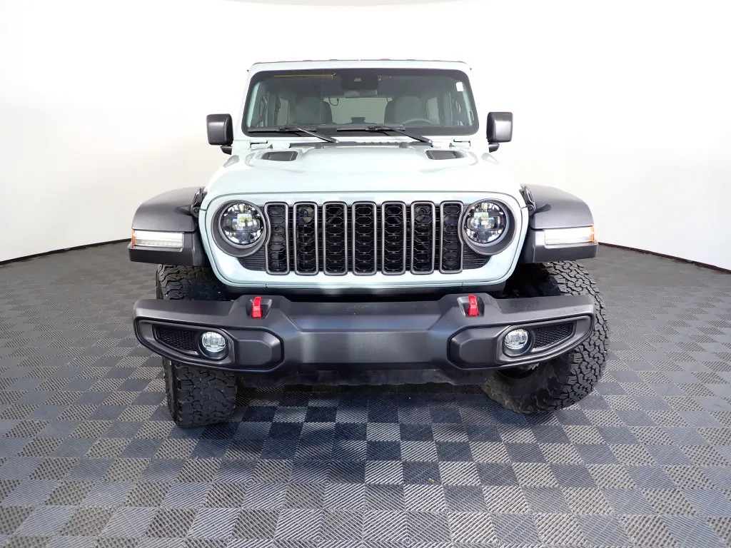 Jeep Wrangler photo 11