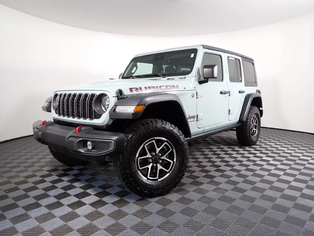 Jeep Wrangler photo 2