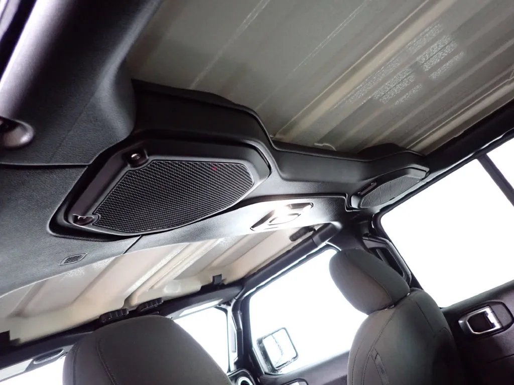 Jeep Wrangler photo 8
