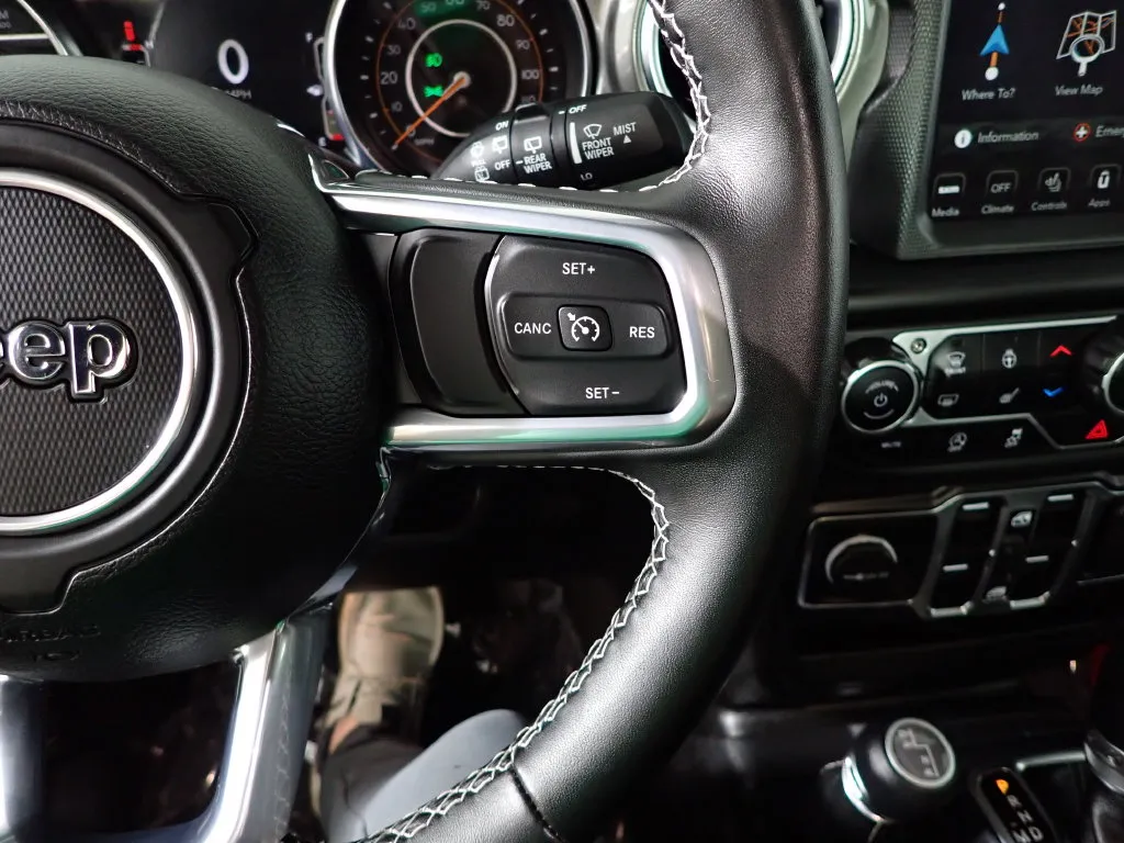 Jeep Wrangler photo 28