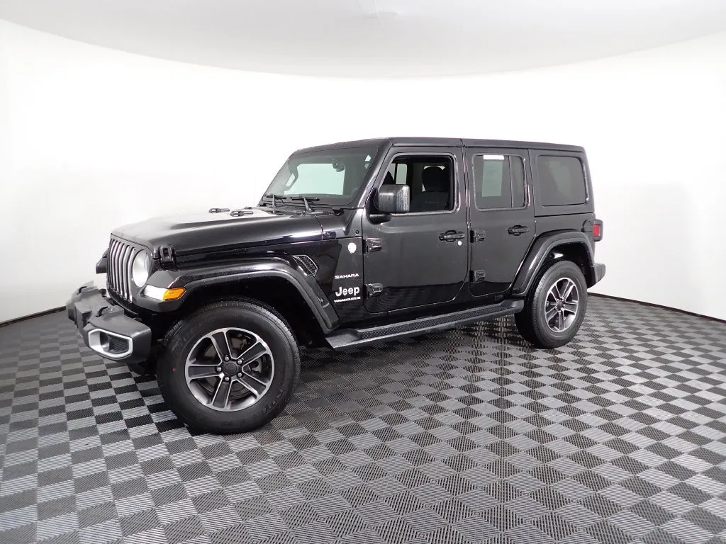Jeep Wrangler photo 12