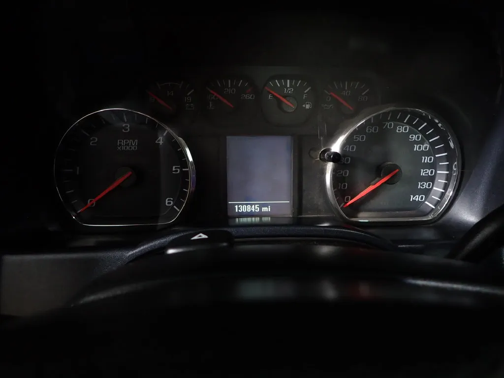 Chevrolet Silverado photo 15