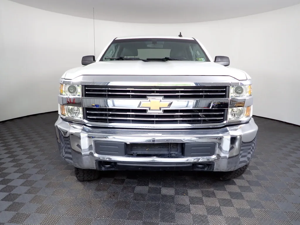 Chevrolet Silverado photo 7