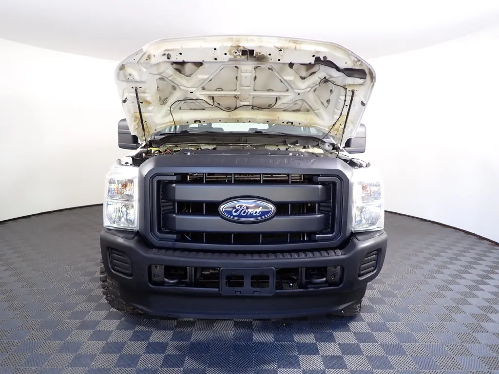 Ford F350SD photo 33