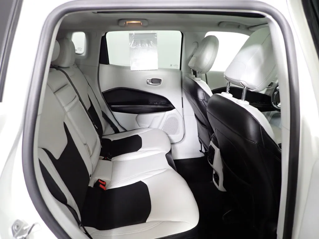 Jeep Compass photo 34
