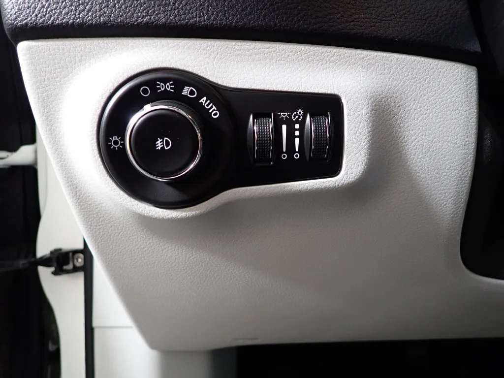 Jeep Compass photo 23